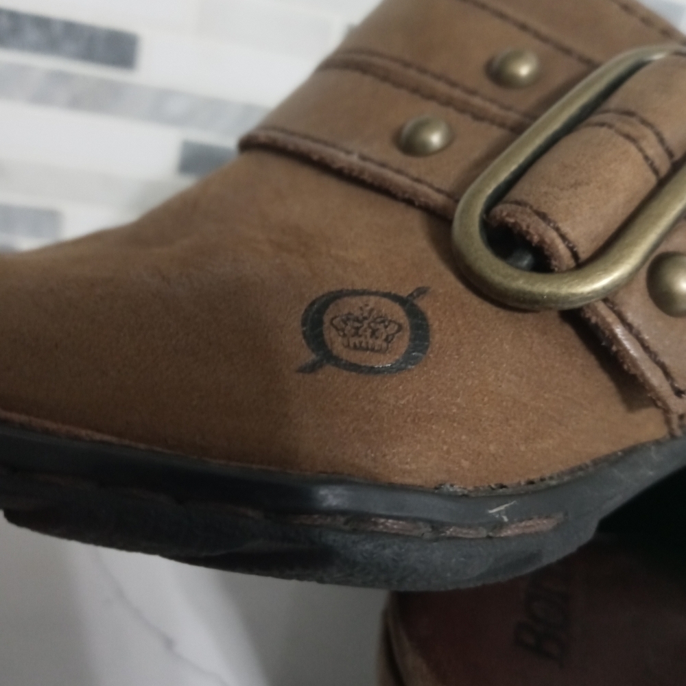 Born Genuine Leather Distressed Light Brown Mules Buckle accent Strap block Heel - Picture 7 of 11